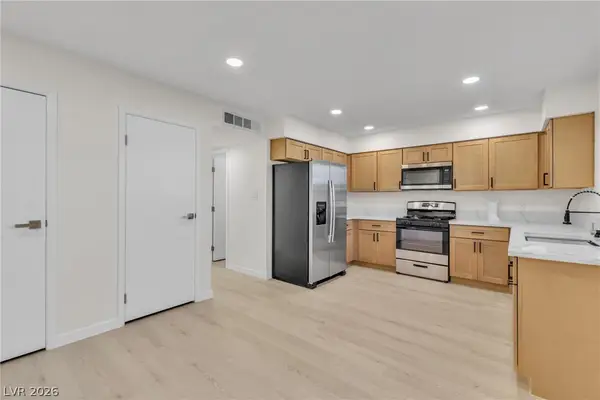 7090 Burcot Avenue #B32, Las Vegas, NV 89156