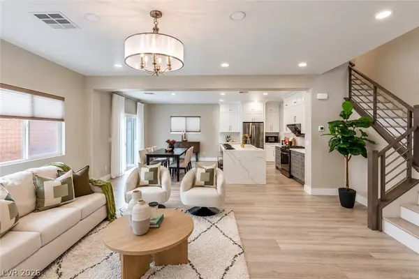 7757 Pyrenees Park Drive, Las Vegas, NV 89113