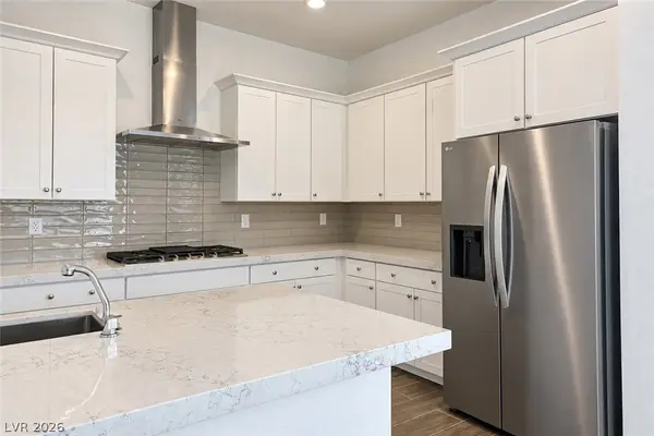 98 Ibiza Lake Drive, Henderson, NV 89011