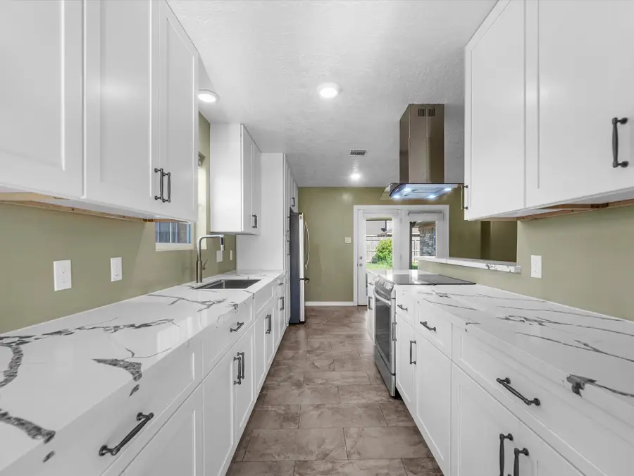4318 Ponca Street, Pasadena, TX 77504 - #3