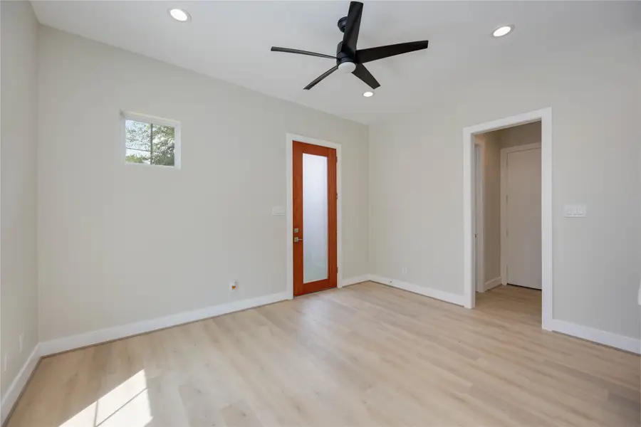 5718 Beall Street #D, Houston, TX 77091 - #3