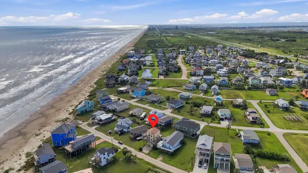 4214 Vista Road, Galveston, TX 77554