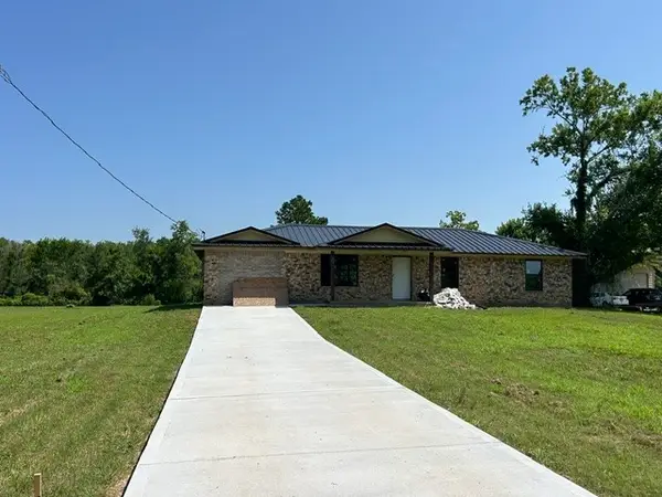 101 Smilie Crossing, Angleton, TX 77515