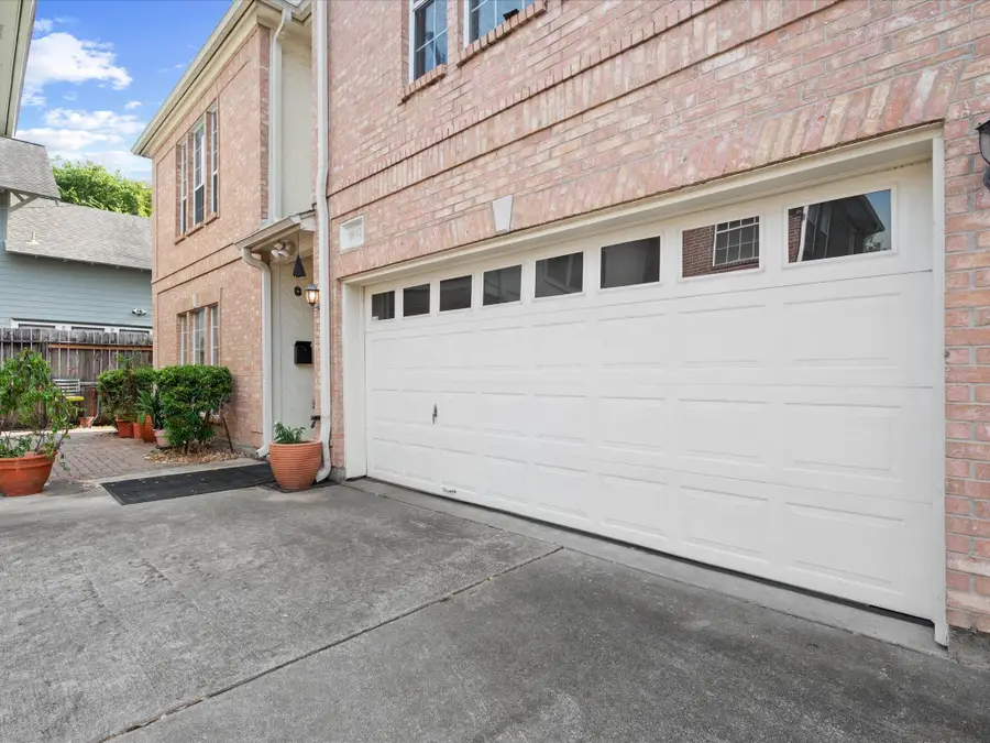 1519 1/2 Welch Street, Houston, TX 77006 - Image #2