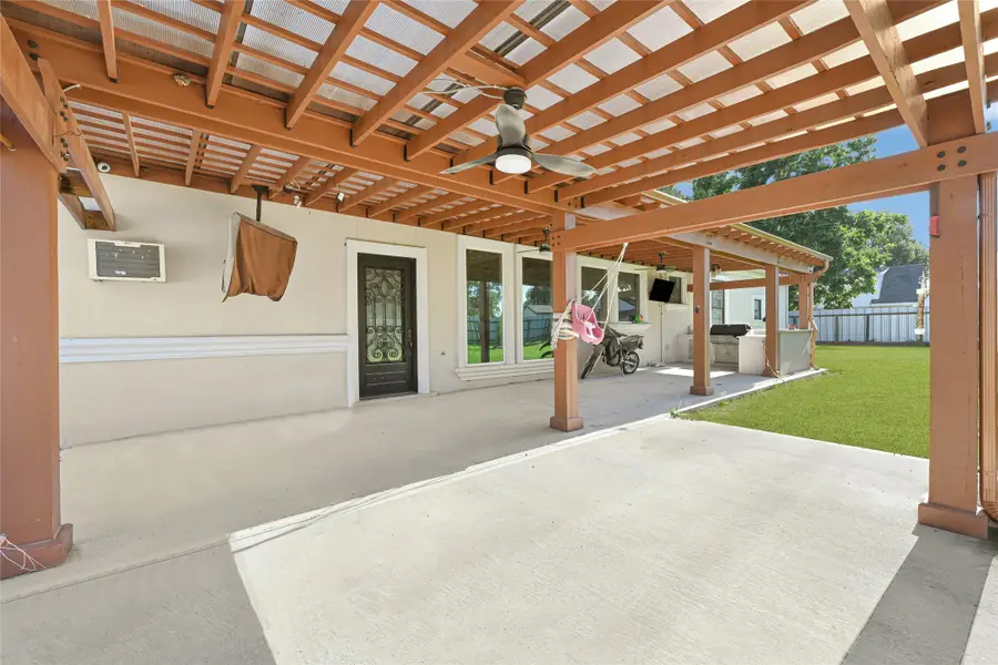 509 Joan Of Arc Drive, Hempstead, TX 77445 - #3