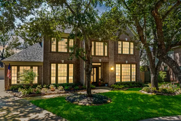 2446 Plantation Bend Drive, Sugar Land, TX 77478