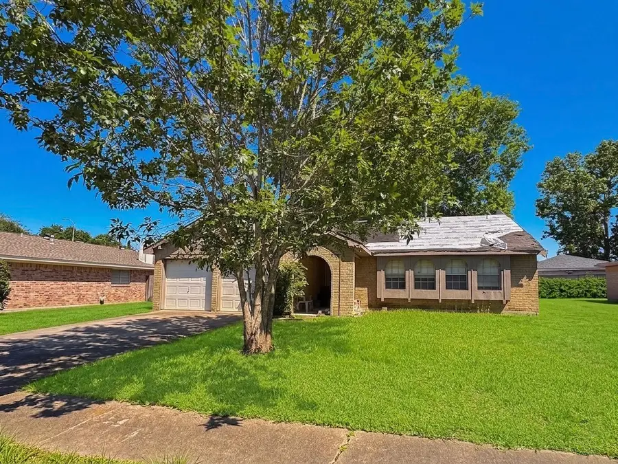 10407 Huntington Wood Drive, Houston, TX 77099 - #2