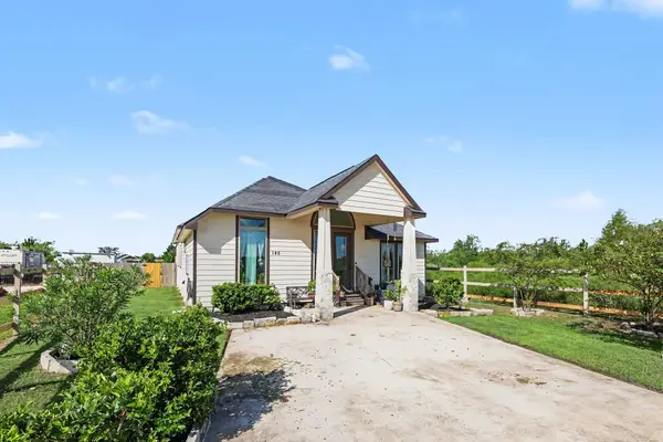 145 Road 5504, Cleveland, TX 77327