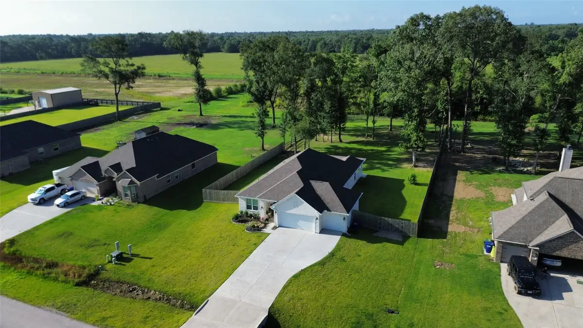 455 Road 6616, Dayton, TX 77535 - #1