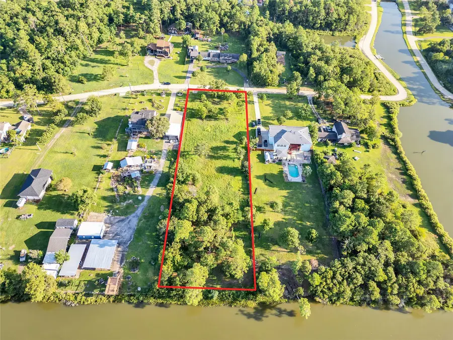 1005 S Country Club Drive, Shoreacres, TX 77571 - Image #2