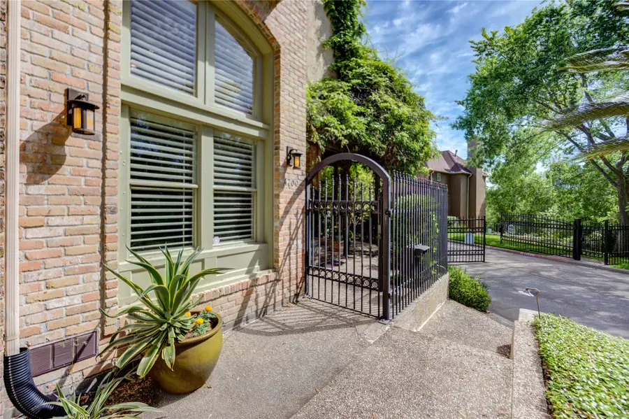 4700 Post Oak Timber Drive, Houston, TX 77056 - #2