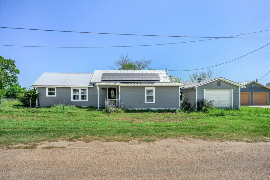 604 Fordtrand Street, Ellinger, TX 78938 - Image #2