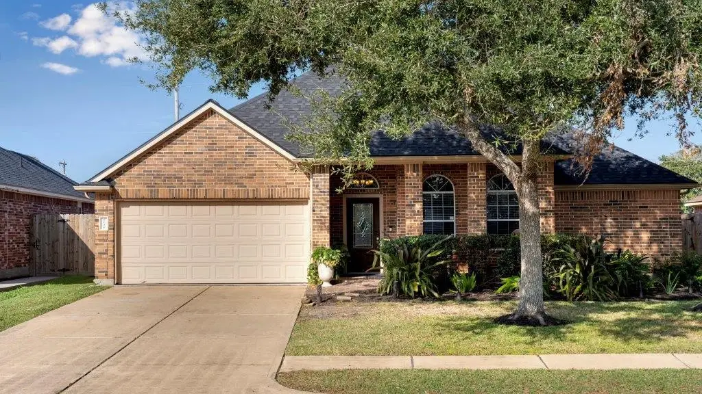 6086 Haysden Lane, League City, TX 77573 - Image #1