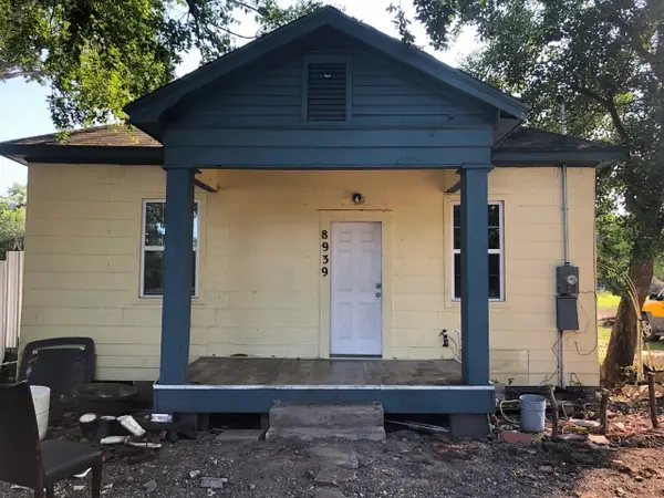 8939 Wateka Drive, Houston, TX 77074