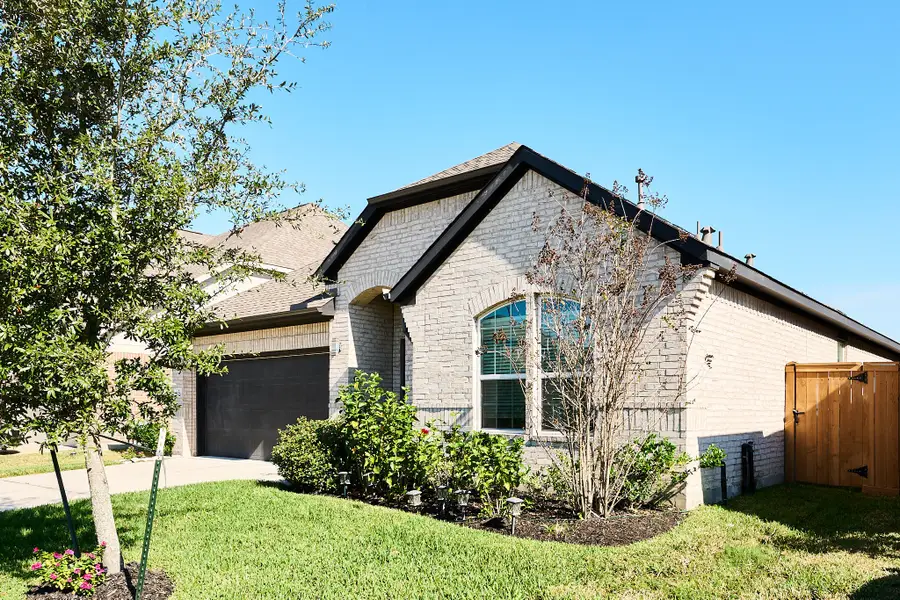 15210 Bellfield Grove Drive, Humble, TX 77346 - Image #2