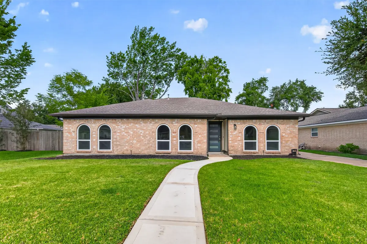 1307 Hitherfield Drive, Sugar Land, TX 77498 - #1