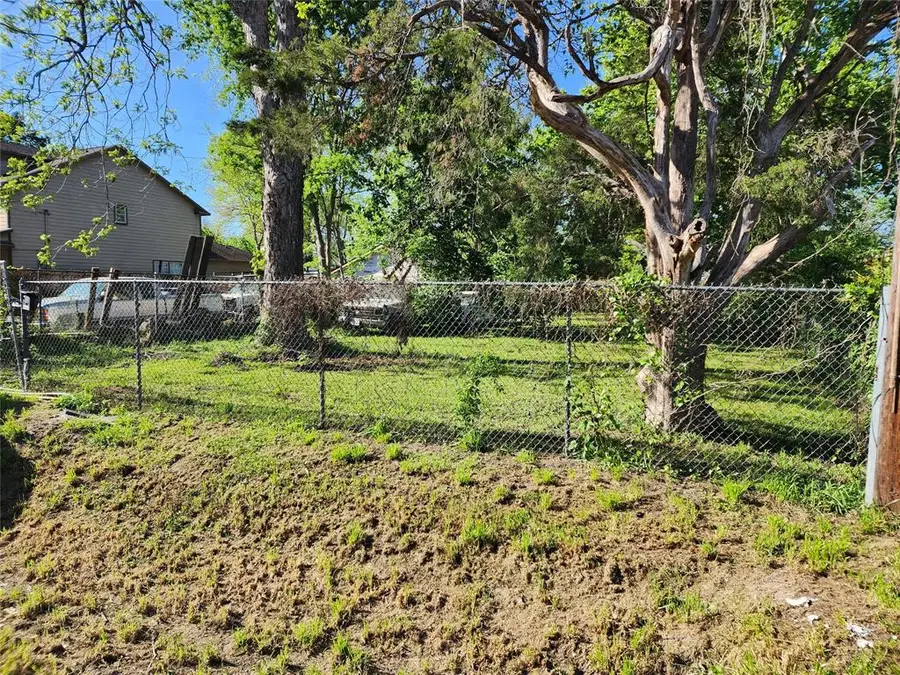 219 Heaney Drive, Houston, TX 77076 - Image #2