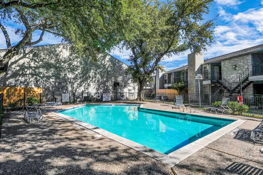 6500 Sands Point Drive #406, Houston, TX 77074 - Image #2