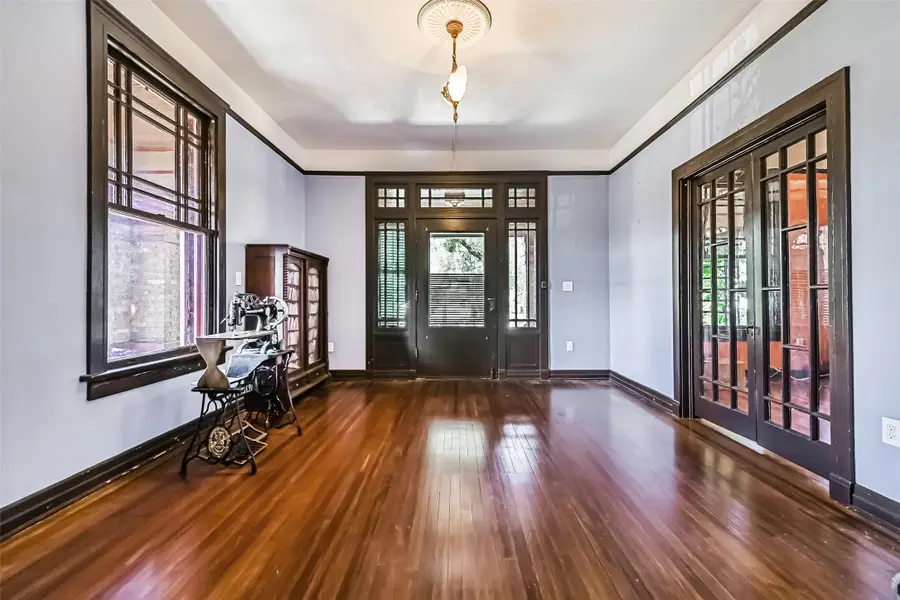 2911 Broadway Street, Galveston, TX 77550 - Image #3