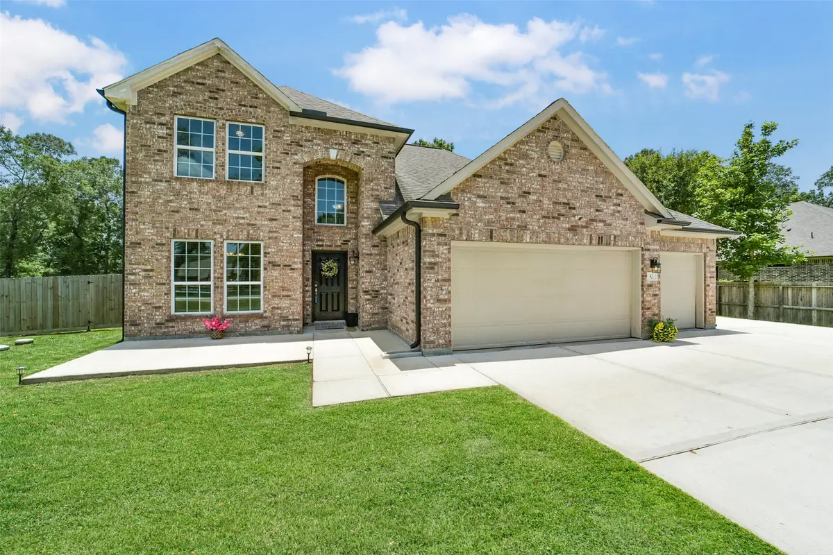 82 Road 6607, Dayton, TX 77535 - #1