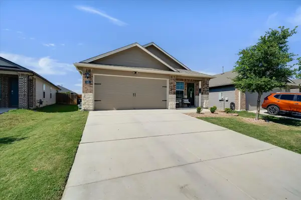145 Roanwood Drive, San Marcos, TX 78666