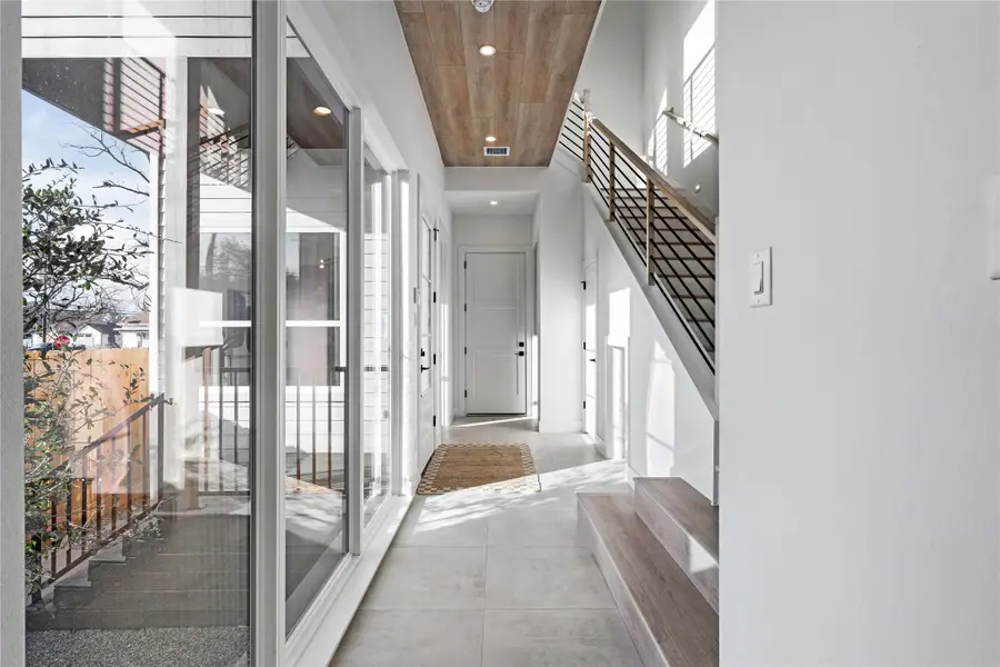 304 E 35th Street, Houston, TX 77018 - #3