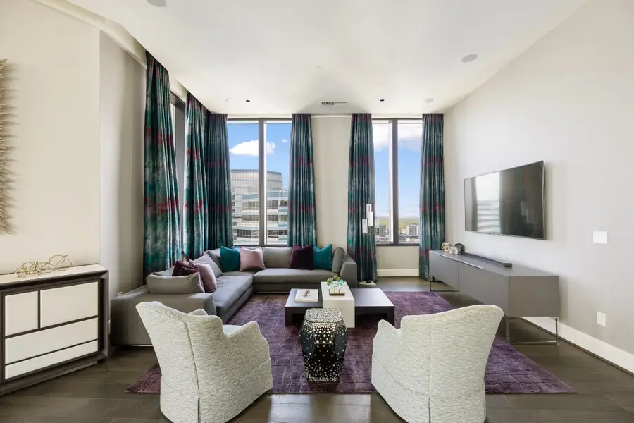 1409 Post Oak Boulevard #2702, Houston, TX 77056 - Image #3