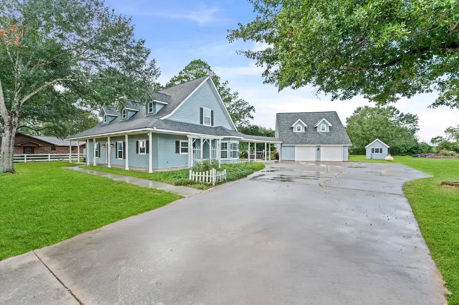 992 Peschel Lane, Sealy, TX 77474 - #2