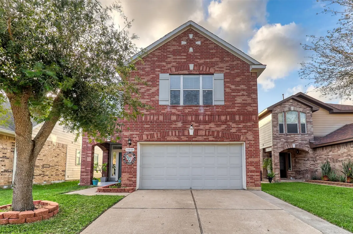 10858 Shannon Mills Lane, Houston, TX 77075 - Image #1