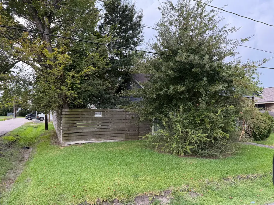 306 E 43rd Street, Houston, TX 77022 - #3