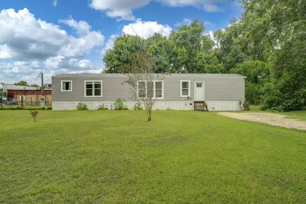 149 County Road 2356, Liberty, TX 77575