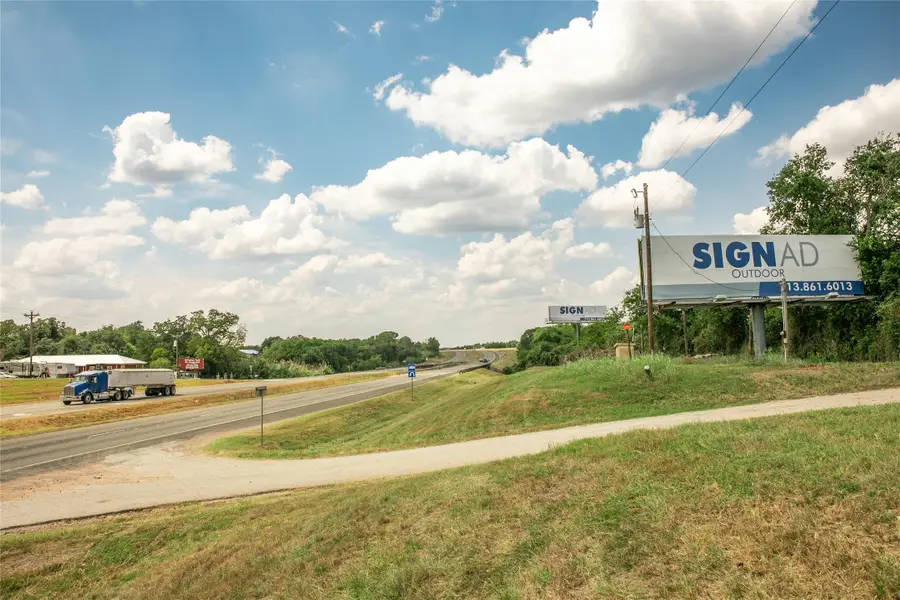 20 Red Tip Ln, Brenham, TX 77833 - Image #2