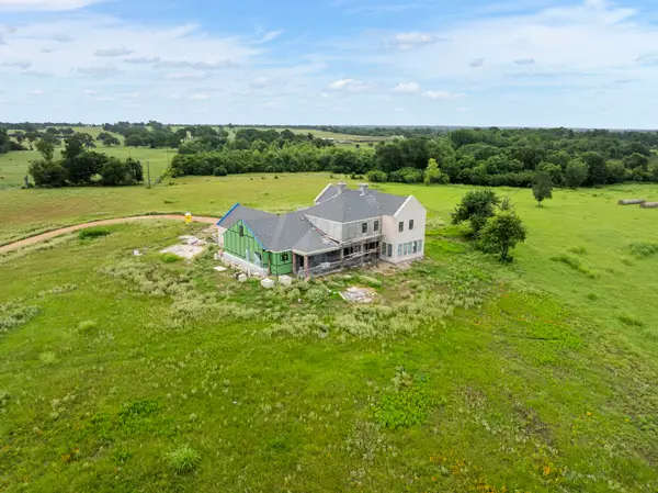 202 Blackberry Lane, Washington, TX 77880