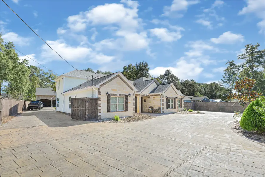 23892 Carpenter Bee, New Caney, TX 77357 - Image #2