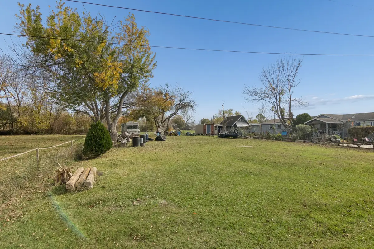 2714 Southmore Ave E Avenue, Pasadena, TX 77502 - Image #1