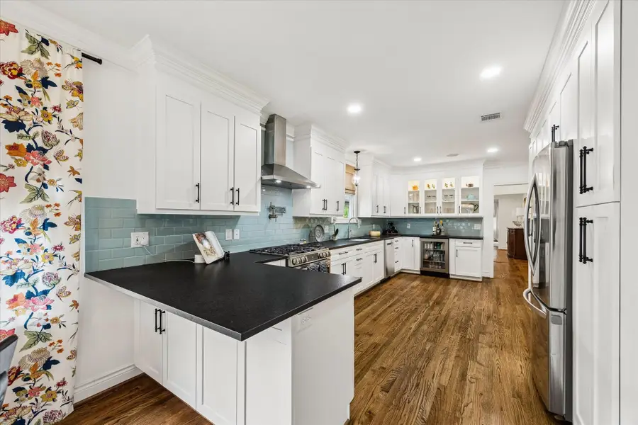 943 Columbia Street, Houston, TX 77008 - #3