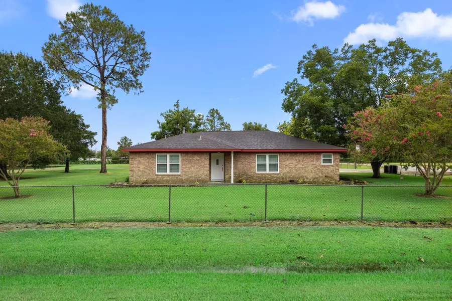 915 Sycamore Road, Richmond, TX 77469 - #2