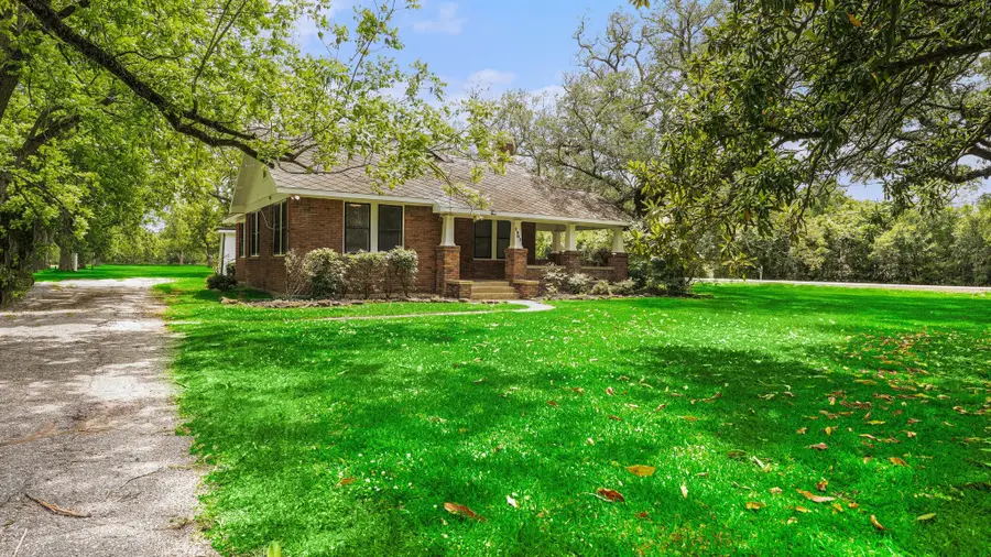 1902 Runneburg Road, Crosby, TX 77532 - #2