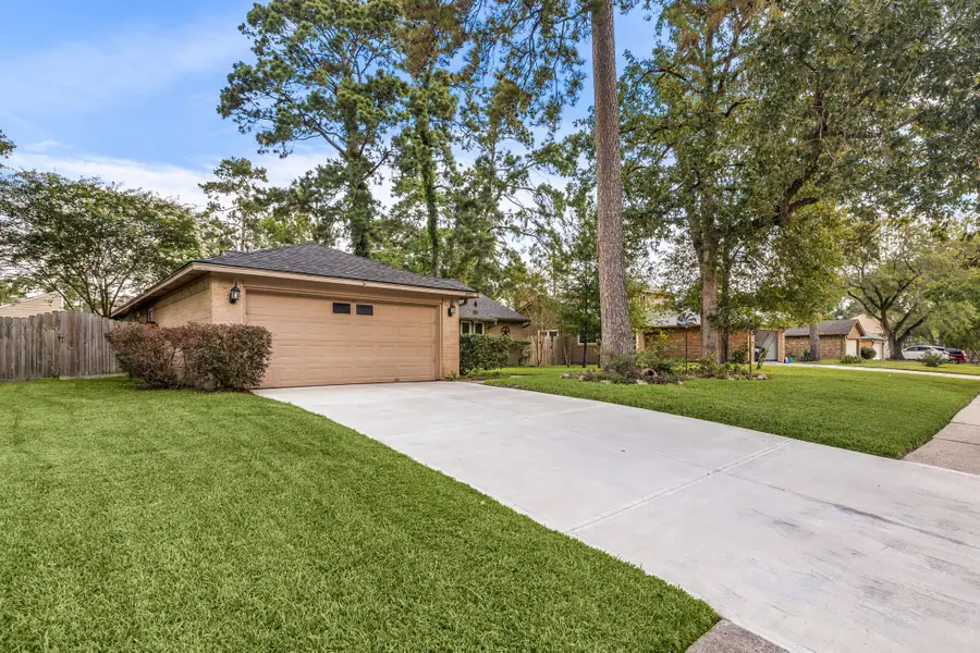 2811 Whispering Springs Drive, Spring, TX 77373 - #3