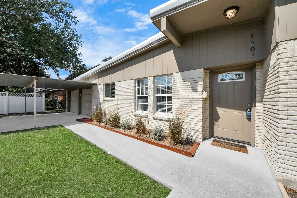 1502 Meadow Lane, Alvin, TX 77511 - Image #1