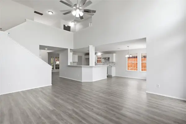 13138 Leader Street, Houston, TX 77072