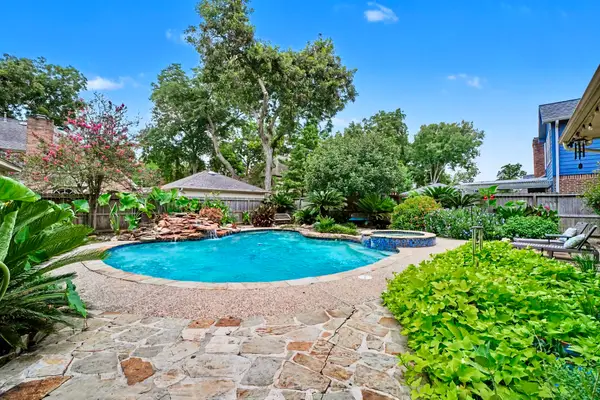 1018 Bittersweet Drive, Richmond, TX 77406