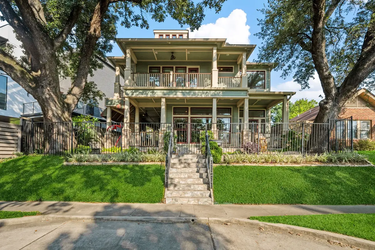 2120 White Oak Drive, Houston, TX 77009 - Image #1