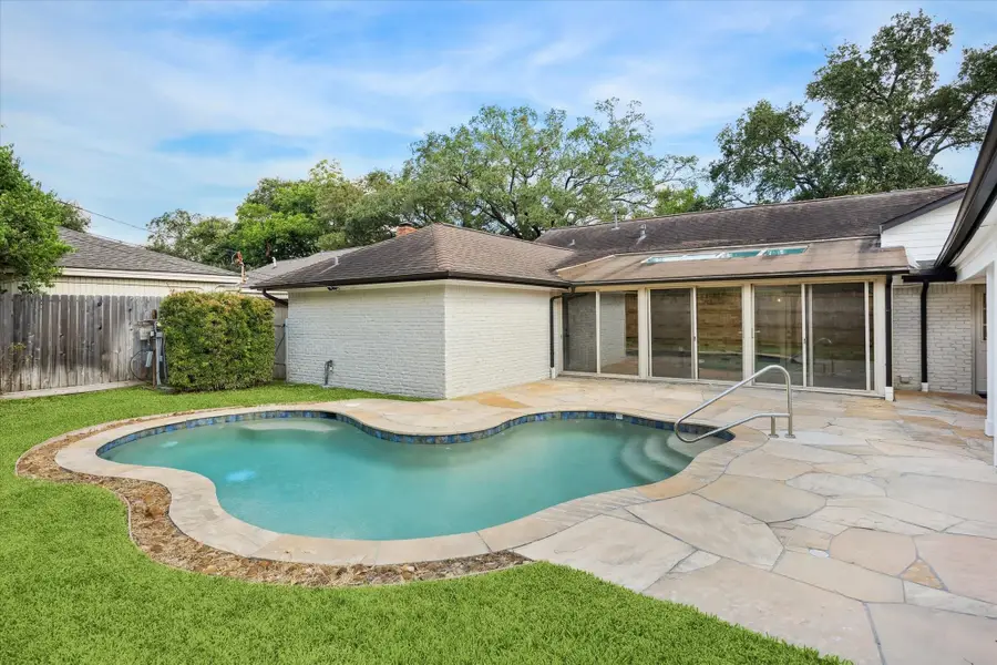 10038 Locke Lane, Houston, TX 77042 - Image #2