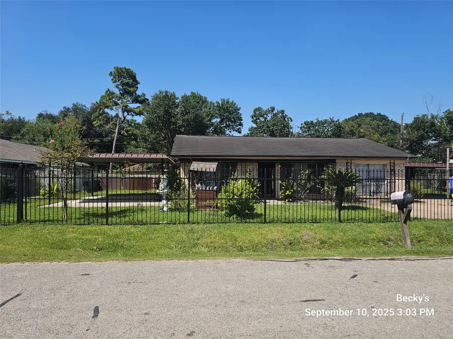 1716 Maiden Lane, Richmond, TX 77469 - Image #2