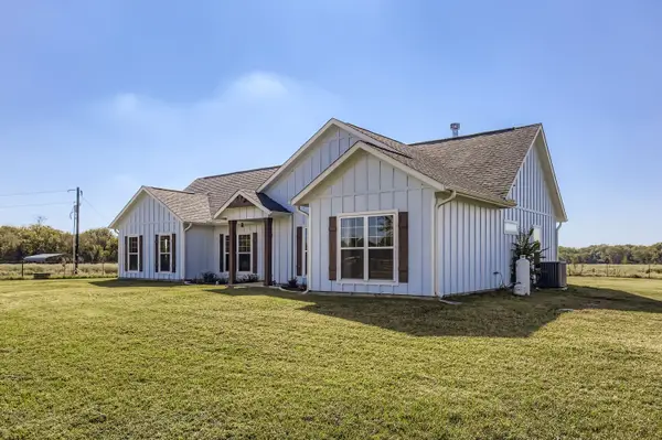 32123 A Howell Road, Waller, TX 77484