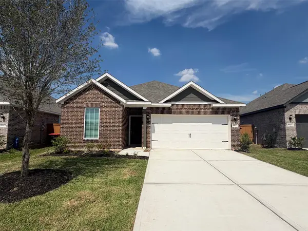 8807 New Jade Drive, Iowa Colony, TX 77583