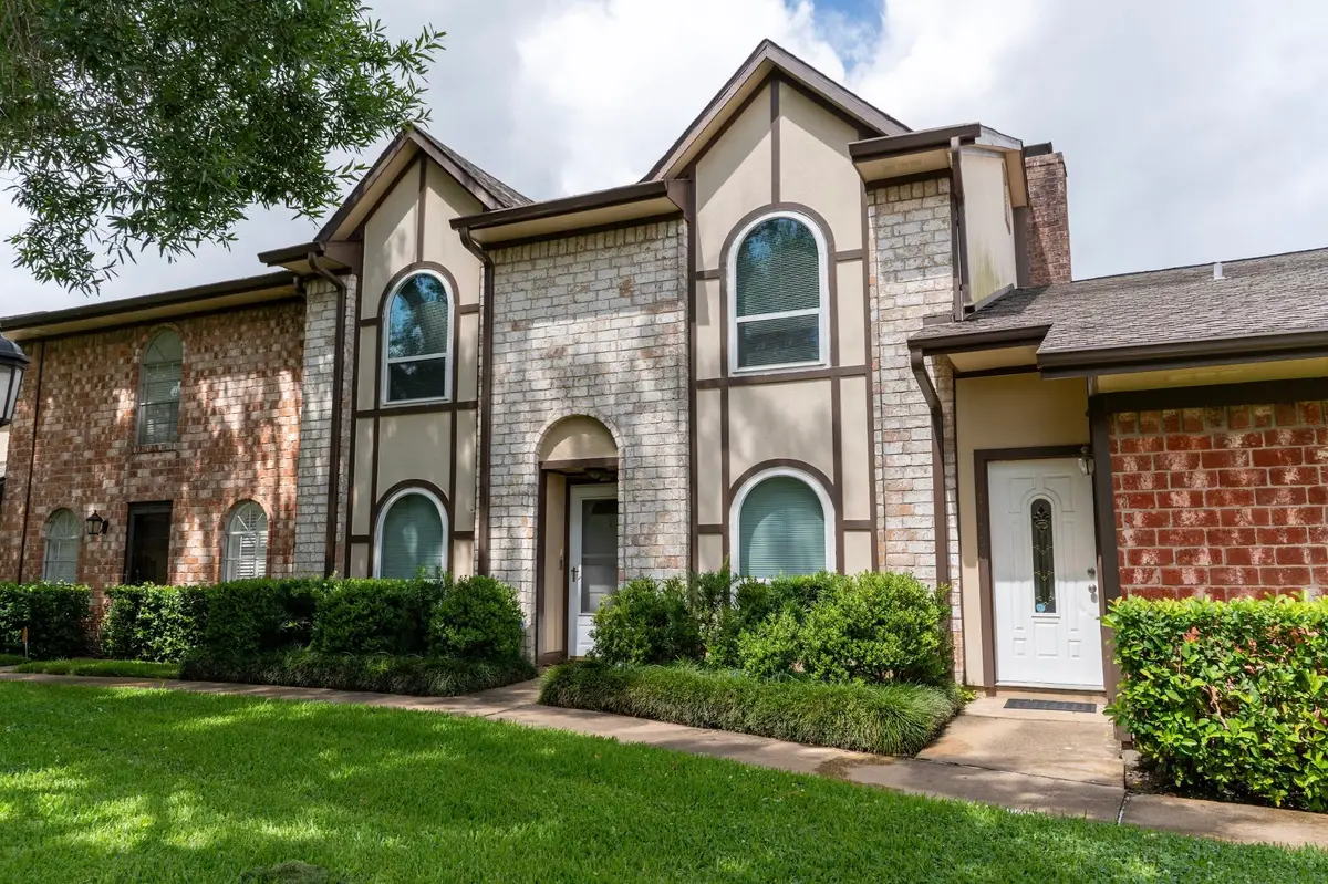 11560 S Kirkwood Road, Houston, TX 77477 - #1