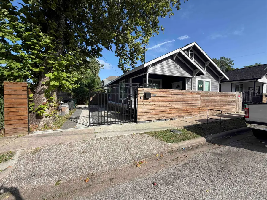 2404 Burkett Street, Houston, TX 77004 - #3