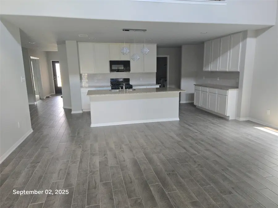 2914 Godric Hollow Lane, Rosenberg, TX 77471 - Image #2